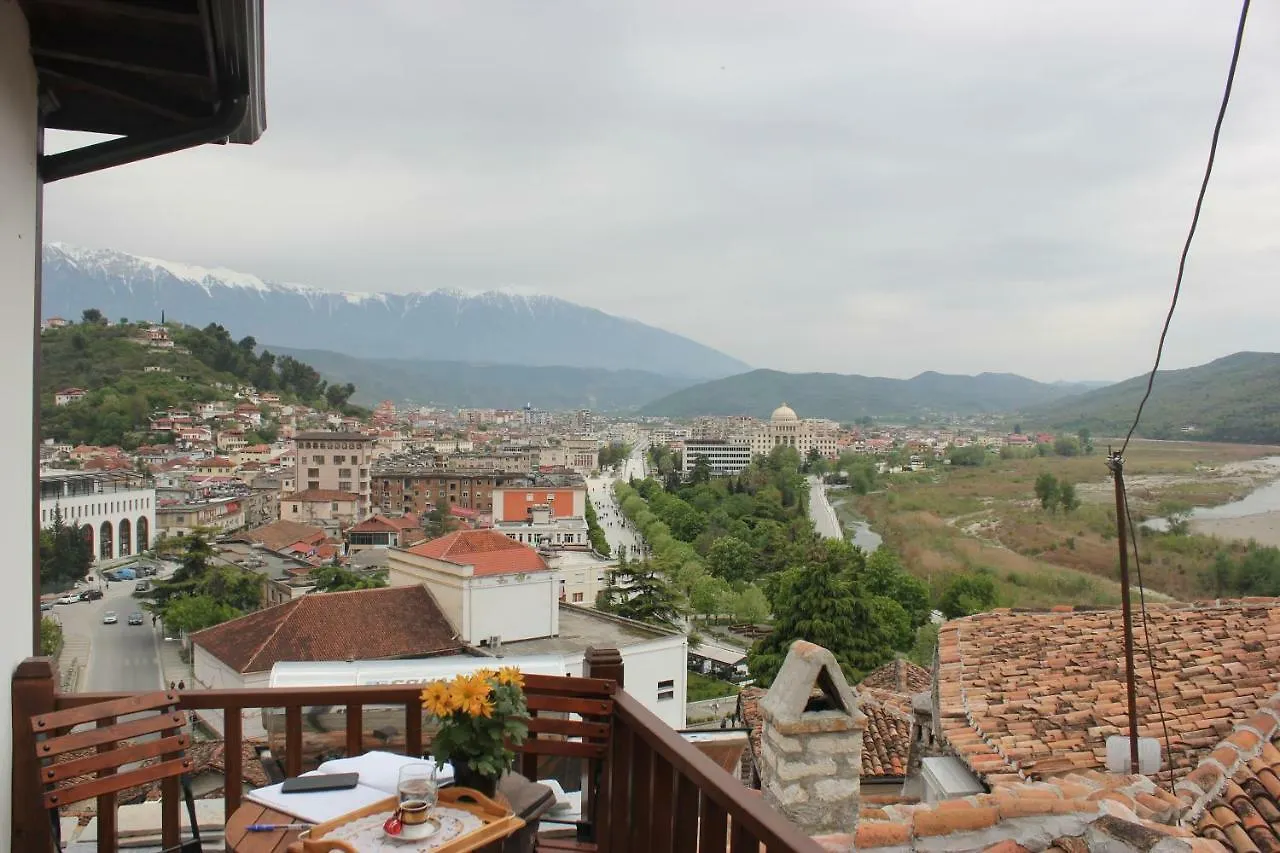 Guesthouse Arjan Berat Guest house