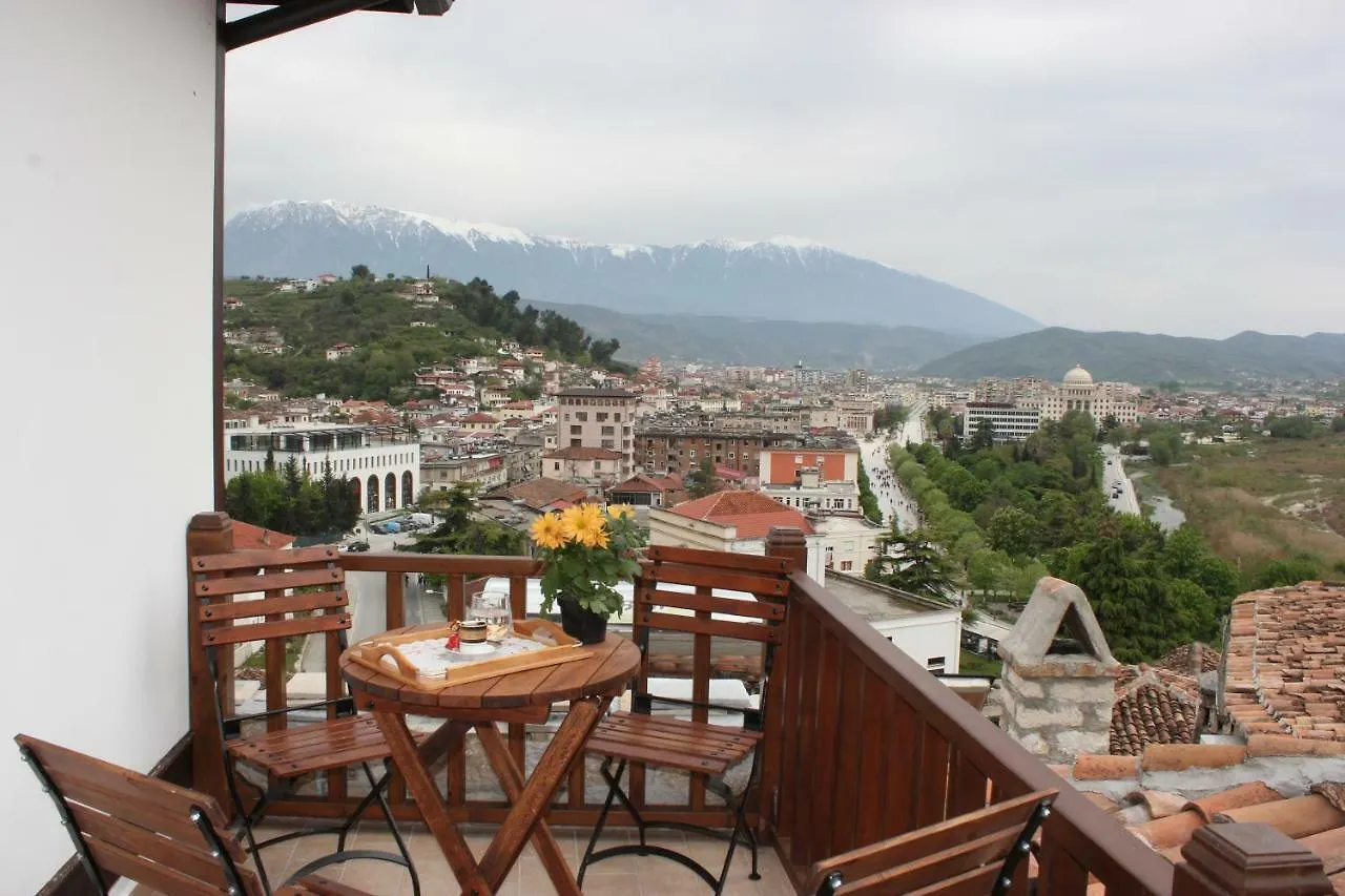 Guesthouse Arjan Berat Guest house